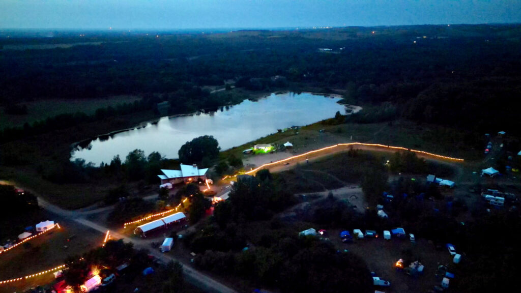 photo_2025-11-17_22-56-09